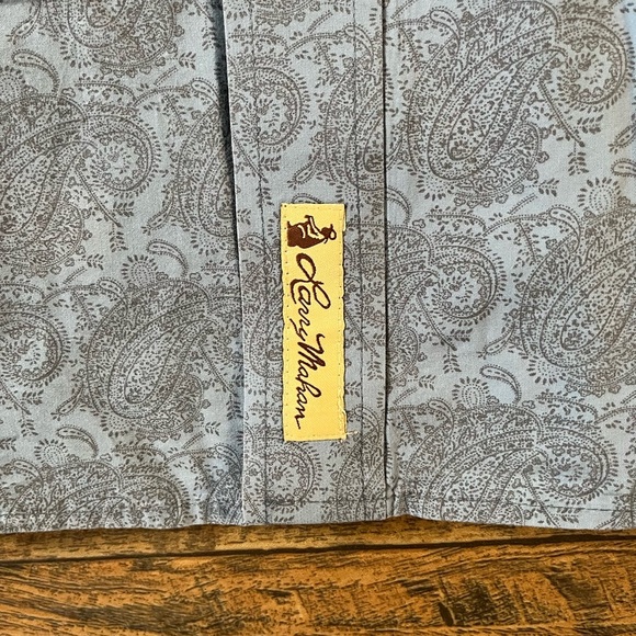 Larry Mahan Blue Casual Button Down Shirt with Floral Pattern - Picture 4 of 5